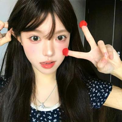 黑夜中的玻璃人偶